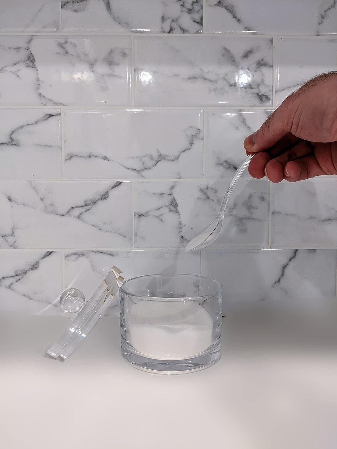 透明亚克力糖碗带盖勺 留学生公寓熬夜咖啡茶速取罐 8oz防潮保鲜谷物存储 洗碗机安全小厨房台面整洁 透明亚克力糖碗带盖勺 留学生公寓熬夜咖啡茶速取罐 8oz防潮保鲜谷物存储 洗碗机安全小厨房台面整洁