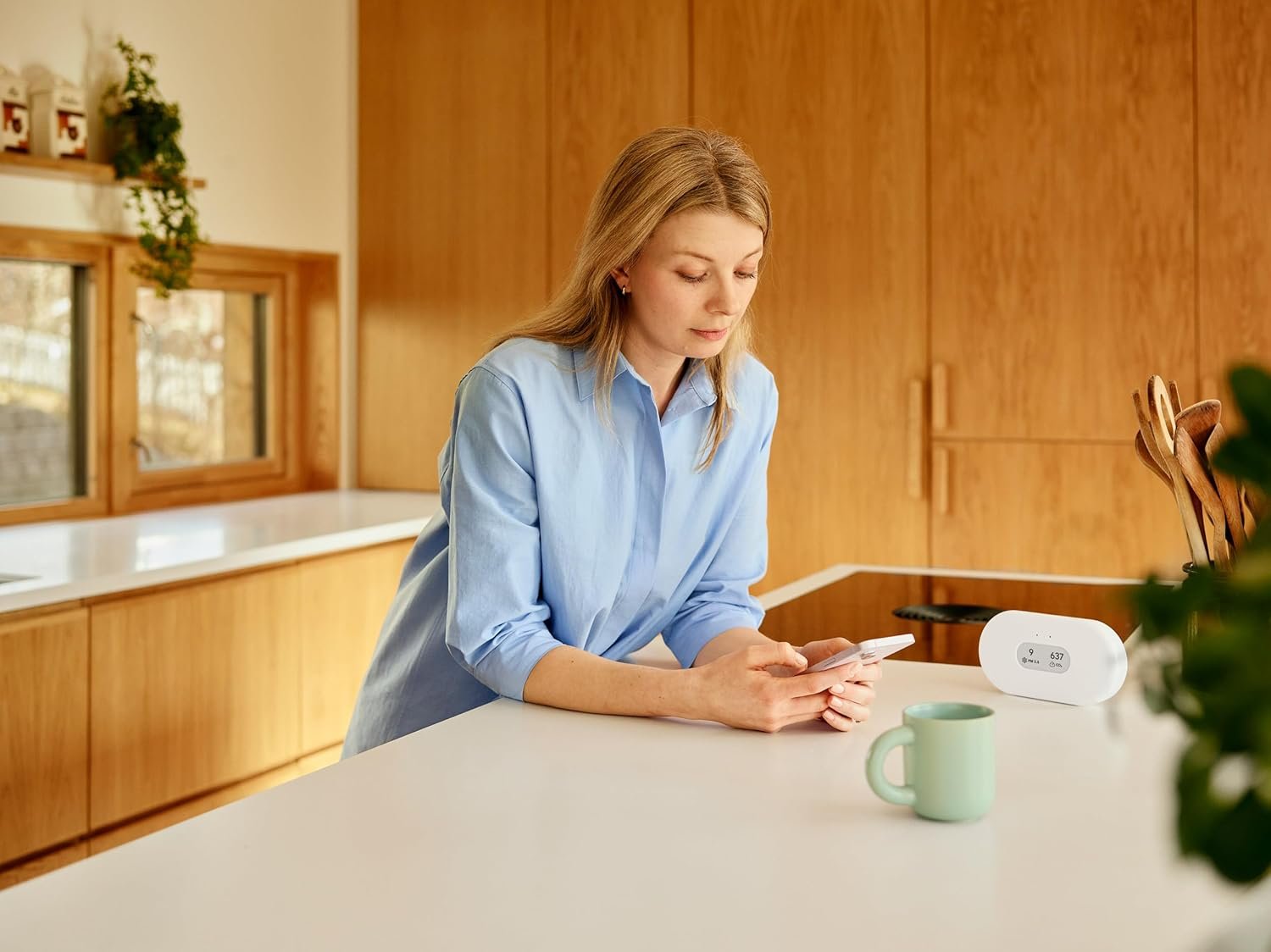 电池供电氡气空气质量监测器（PM、CO2、VOC、湿度、温度、压力）-留学生宿舍隐形哨兵，深夜复习守护清新空气安心入睡