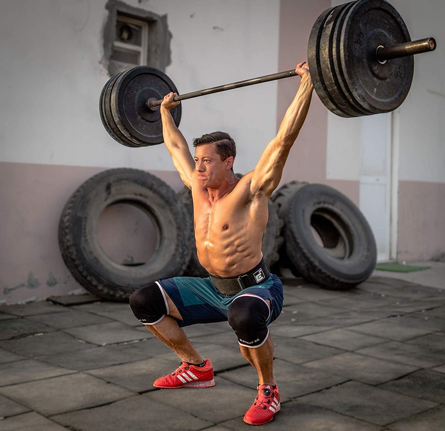 自锁式举重腰带 - 留学生宿舍死拉瞬间腰部稳固守护 海外功能健身释放压力省空间神器