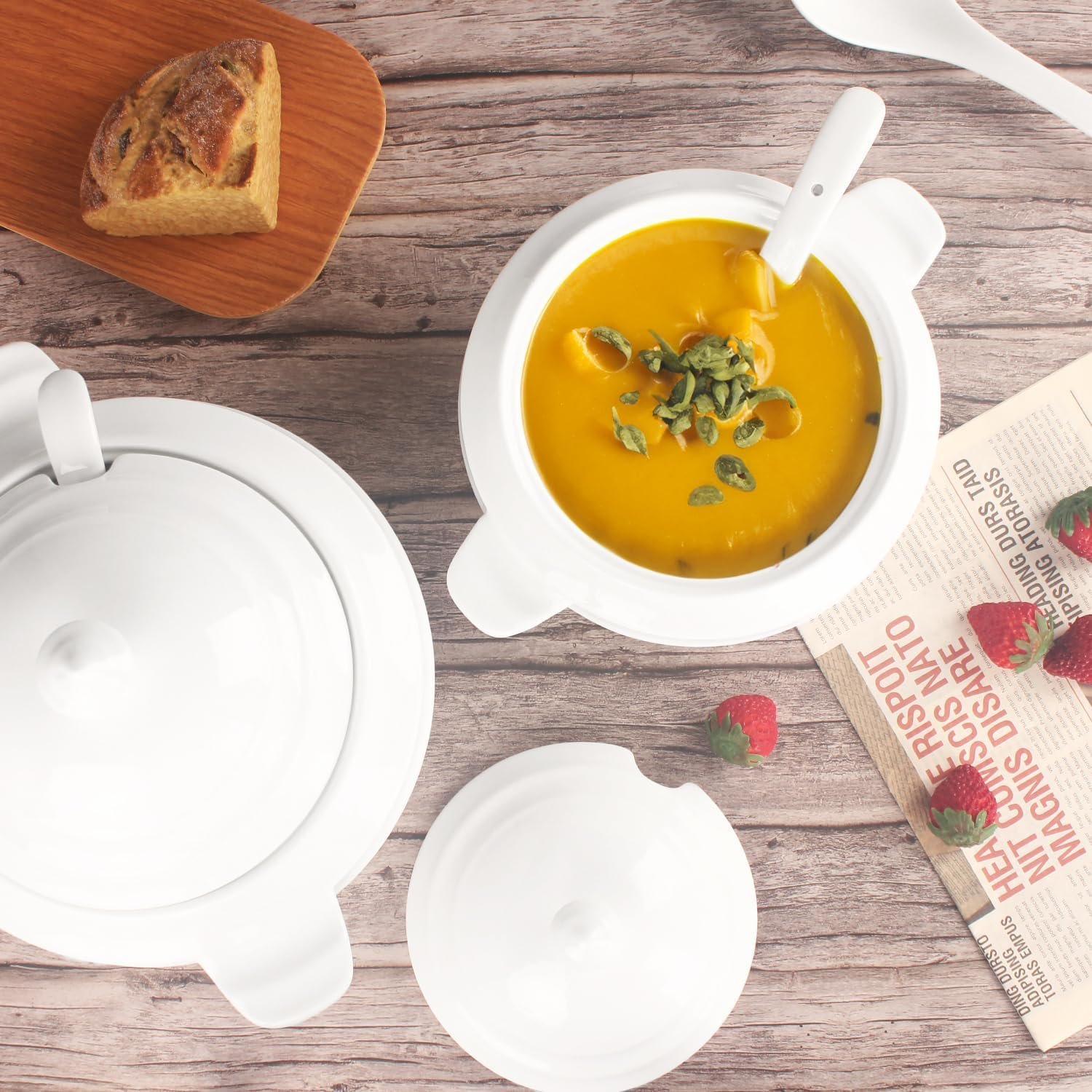 2.7L白色陶瓷汤钵带盖勺盛装把手，留学生宿舍周末速煮热汤室友小聚，微波洗碗机烤箱安全29cm