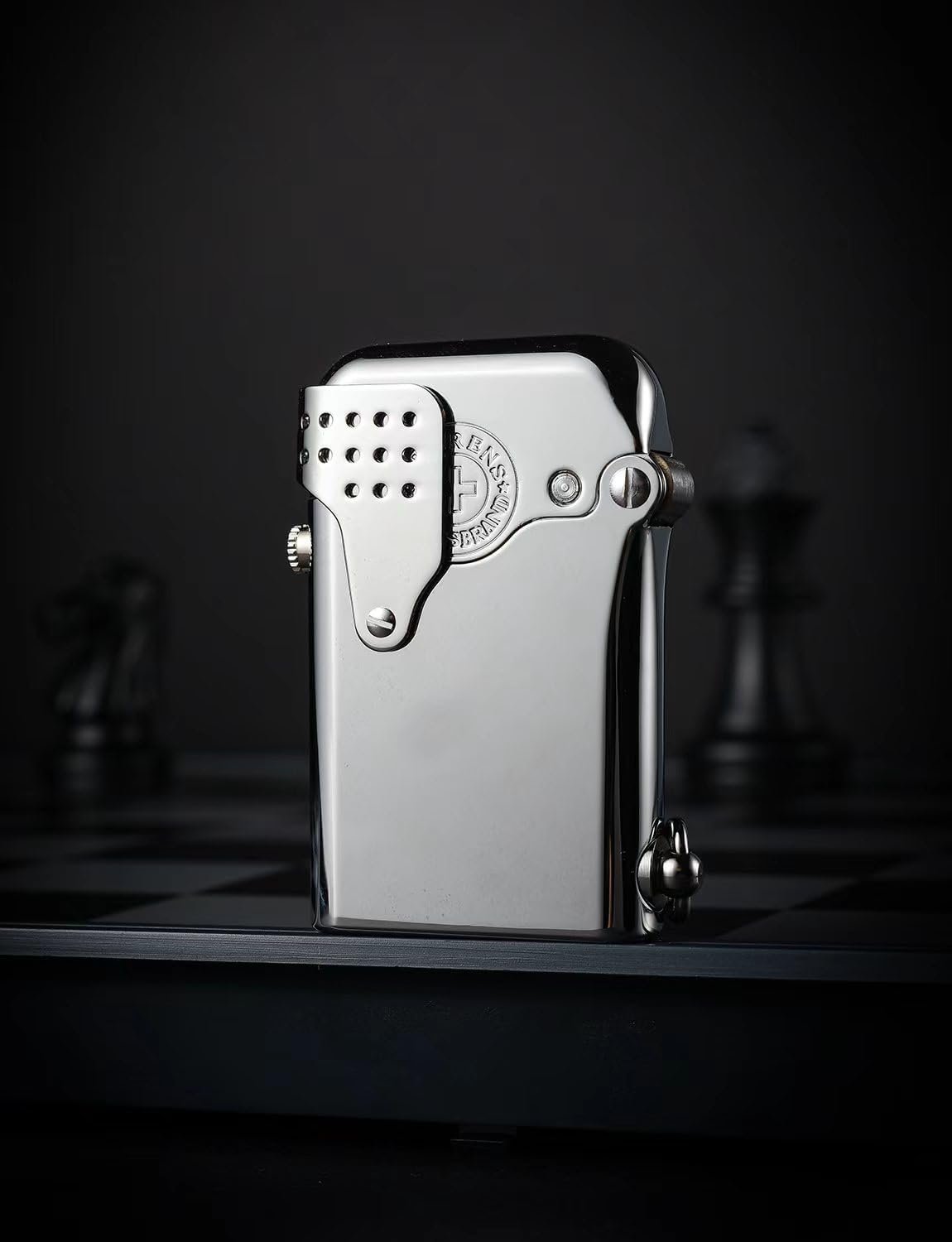 复古防风黄铜软焰煤油打火机 可加油自动点火 留学生海外露营风中稳燃 温暖野外思乡一刻