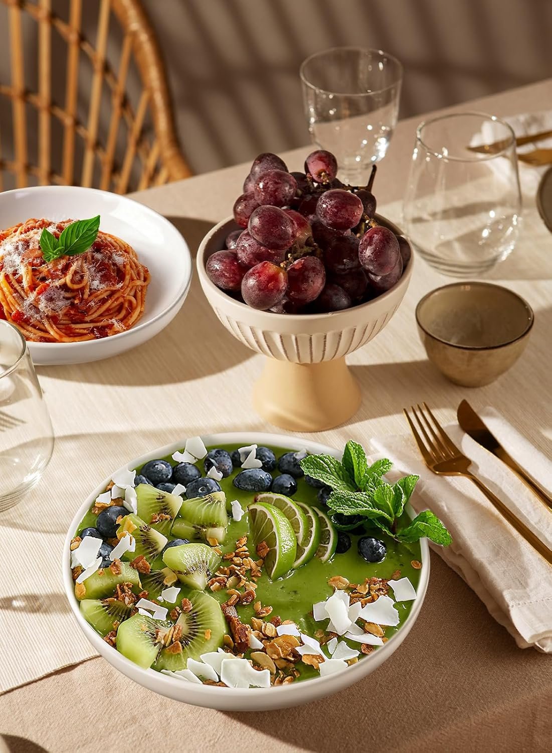 35盎司意大利面大碗8件套 留学生宿舍厨房一碗热汤沙拉意面 微波洗碗机安全宽浅瓷碗 温暖海外独居生活