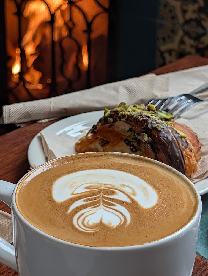 谁懂Urth Caffe Santa Monica这份低调有机冲击？加州圣塔莫尼卡留学生瞬间被俘获！