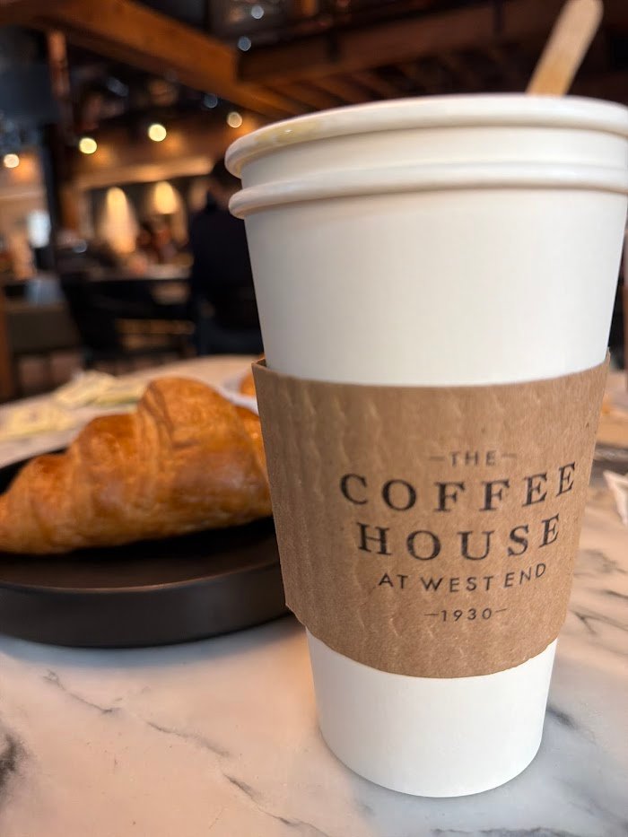 德克萨斯州休斯顿的留学生崩溃夜，The Coffee House at West End一杯丝滑竟化作续命神器！