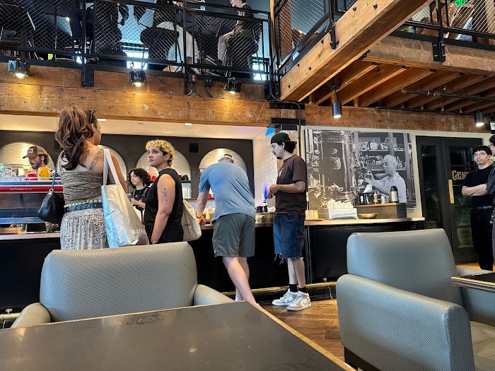 德克萨斯州休斯顿的留学生崩溃夜，The Coffee House at West End一杯丝滑竟化作续命神器！