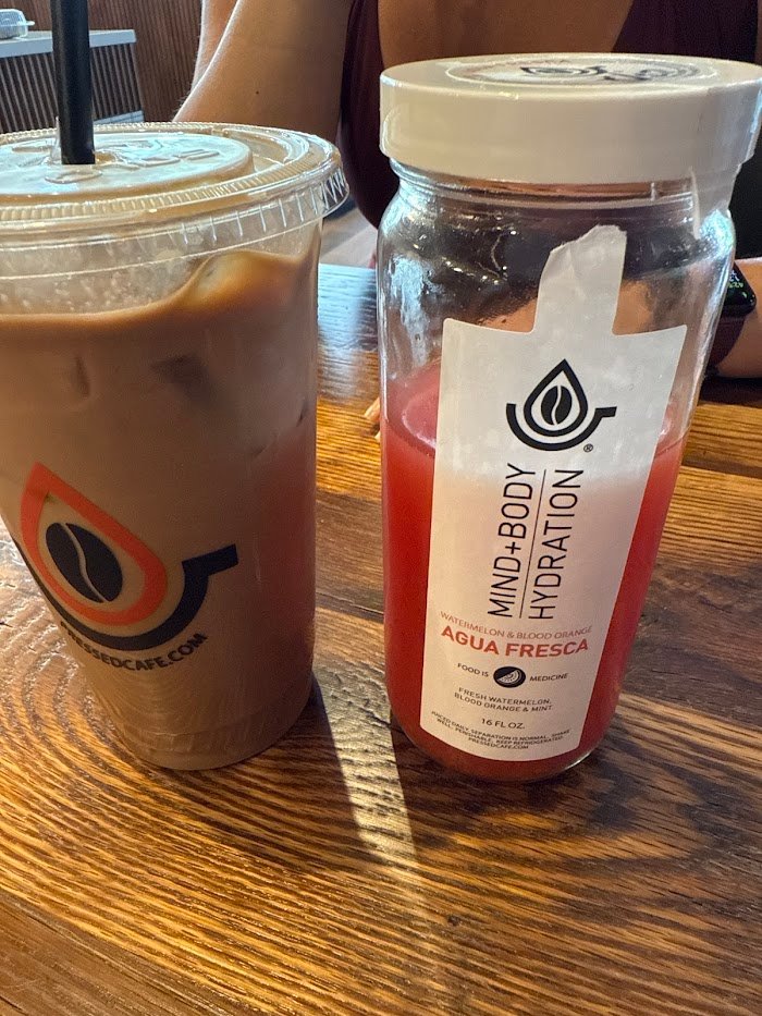 在马萨诸塞州波士顿的Pressed Cafe，终于吃到留学生最爱的踏实一口热饭