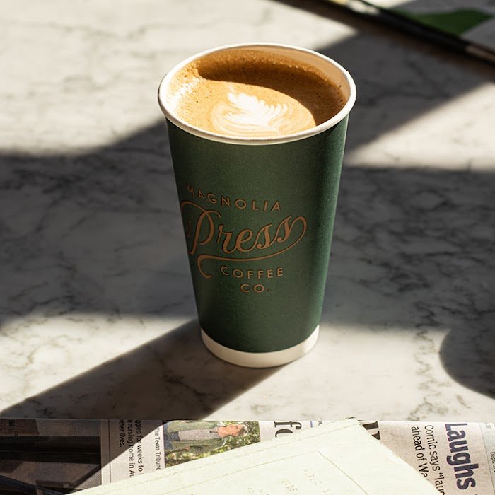 在德州沃科的Magnolia Press Coffee Co.，留学生赶完due后最爱的舒坦一隅