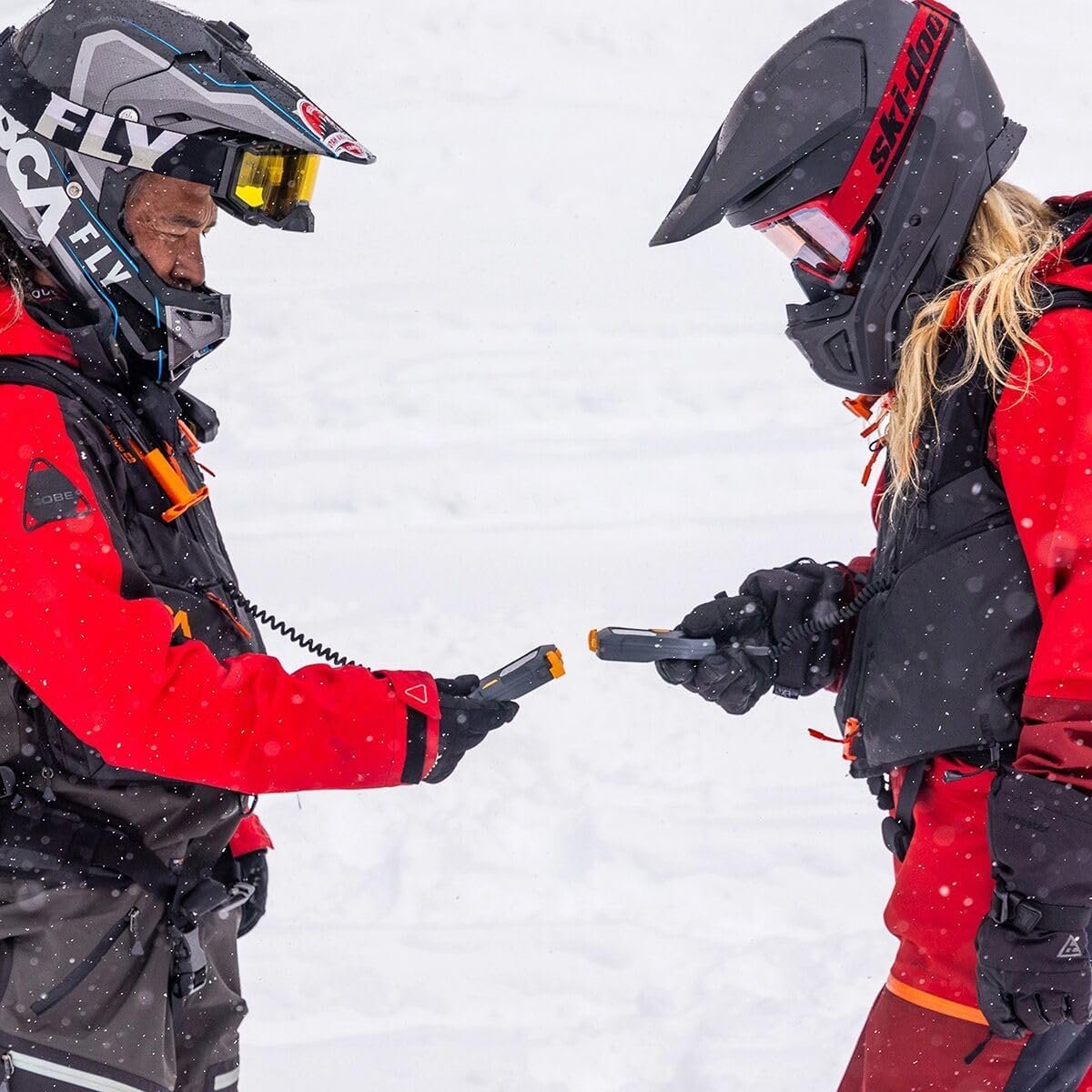 雪崩搜救信标 留学生海外滑雪冒险安全守护 周末雪山之旅零隐患更安心