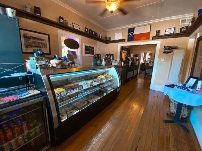 在Texas Helotes的Texas Grounds Coffee Company Roasters,赶完due后一杯现烤咖啡,舒坦得像回到了家 在Texas Helotes的Texas Grounds Coffee Company Roasters,赶完due后一杯现烤咖啡,舒坦得像回到了家